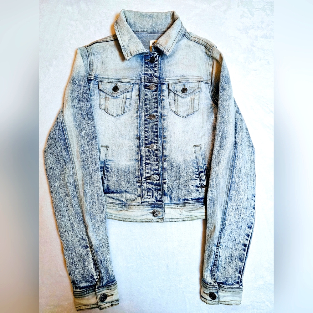 Cello Classic Denim Trucker Blue Jean Jacket Outerwear Women's Medium